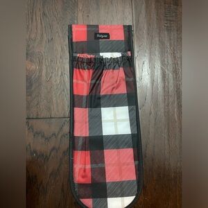 Thirty-one hot iron holder